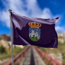 bandera de guadalajara morada con el escudo de guadalajara en el centro