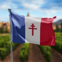 bandera francia libre 1940 1944 azul blanca y roja con una doble cluz roja en el centro